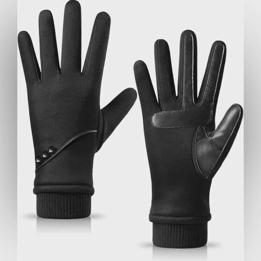 Warm Winter Gloves: Waterproof, Windproof, Fleece Lined, and Touchscreen Enabled